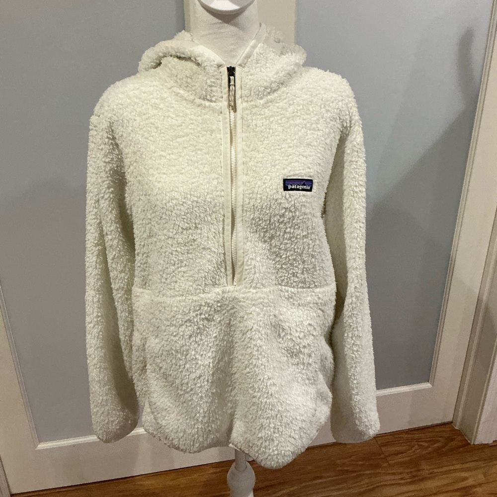 Patagonia Cream Teddy Jacket with Hood